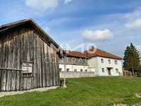 Bauernhof Neukirchen bei Lambach / Stroham