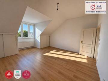 Dachgeschosswohnung in Wien