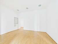 CAM04191G0-PR0046-STILL001