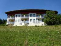 Mehrfamilienhaus 