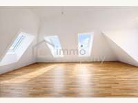 Dachgeschosswohnung 