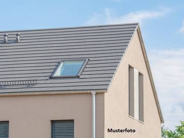 Mehrfamilienhaus Rosenau