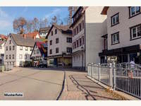Wohn und Geschäftshaus 4893 Zell am Moos