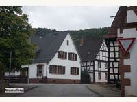 Geschäftshaus Treffen