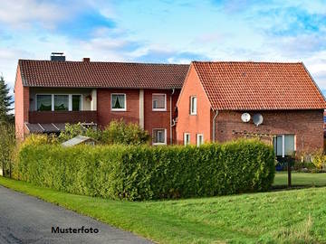 Mehrfamilienhaus Wiesen
