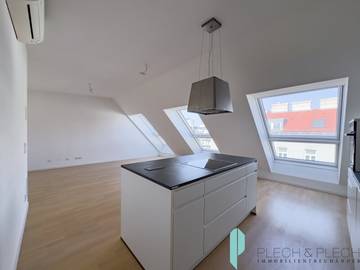 Dachgeschosswohnung 