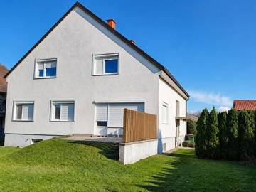Mehrfamilienhaus 